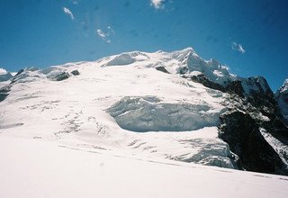 Mera Peak and Island Peak Climbing via Amphu Lapcha Pass, 26 Days