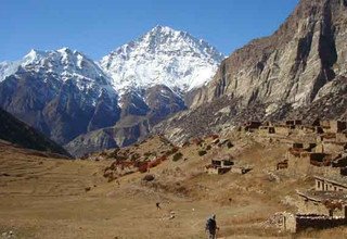Teri-La Pass Trek (Upper Mustang to Nar Phu Valley), 27 Days