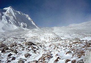 Tsum Valley and Manaslu Trek traverse Larkya-La Pass, 23 Days