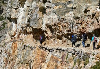 Nar Phu Valley Trek via Kang-La Pass, 15 Days